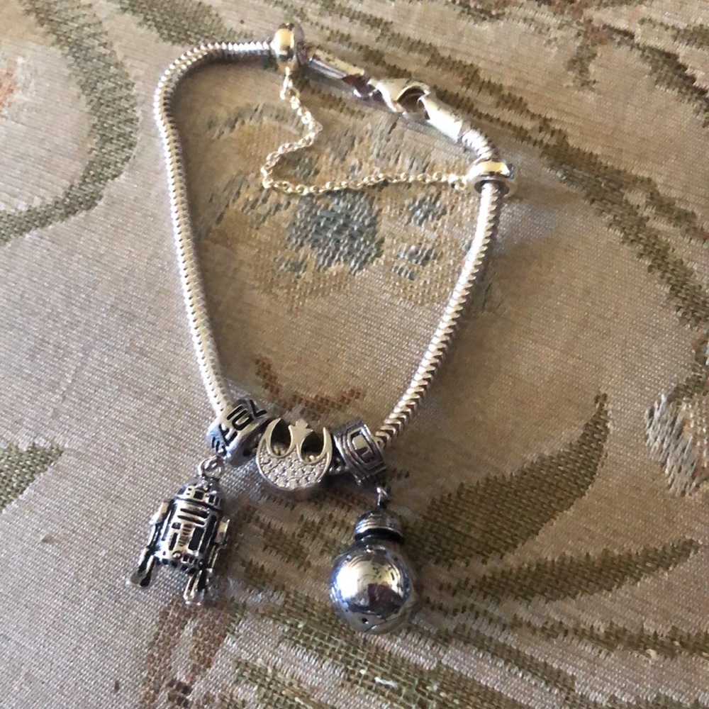 💫Rare Sterling Silver Star Wars Charm Bracelet- 598 $80 or $65 w/offer